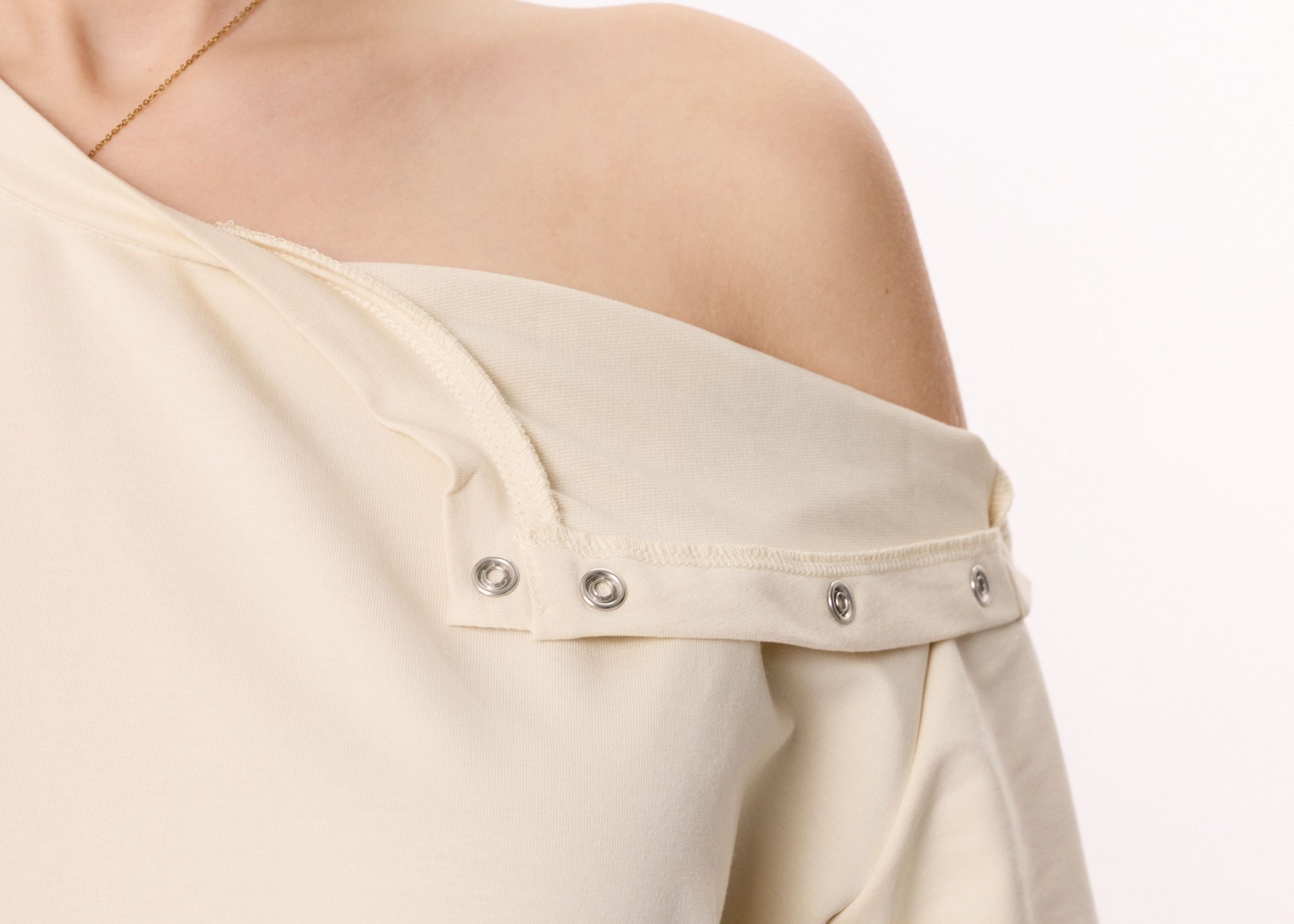 WYNflair Adaptive T-Shirt – Cream | Easy Dressing Shirt for Disabilities, Injuries, & Limited Mobility – Full-Opening Unisex Tee with Side & Shoulder Access