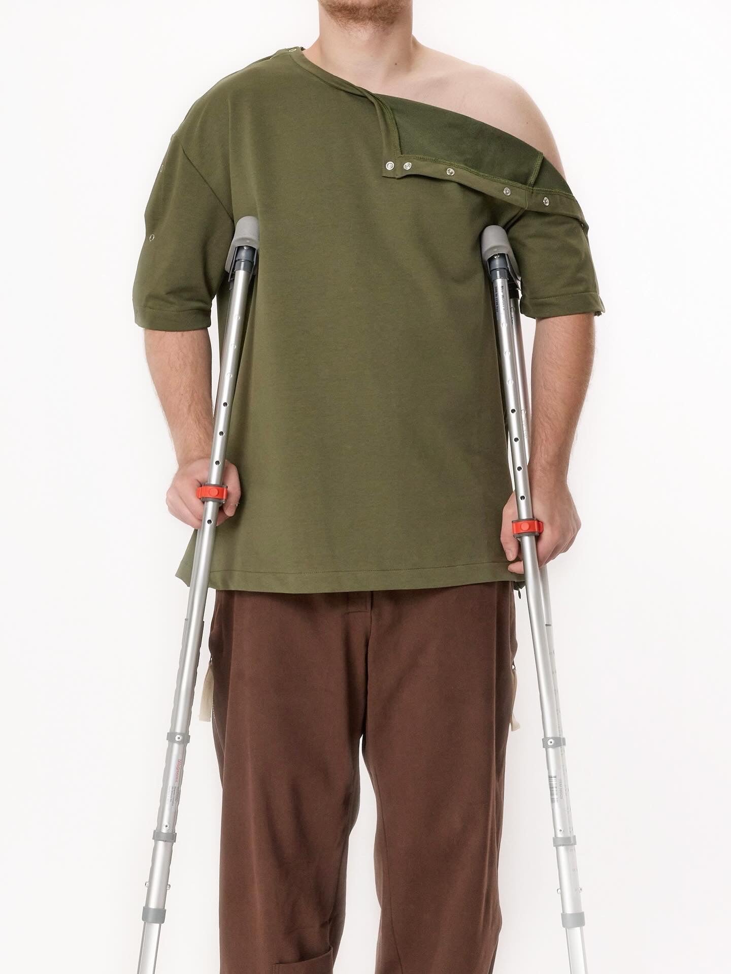 Adaptive Unisex Shirt in Forest Green -  Inclusive, Accessible, Effortlessly Cool